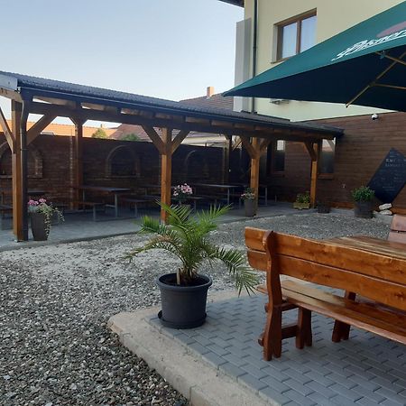 Penzionmoravia Moravská Nová Ves المظهر الخارجي الصورة
